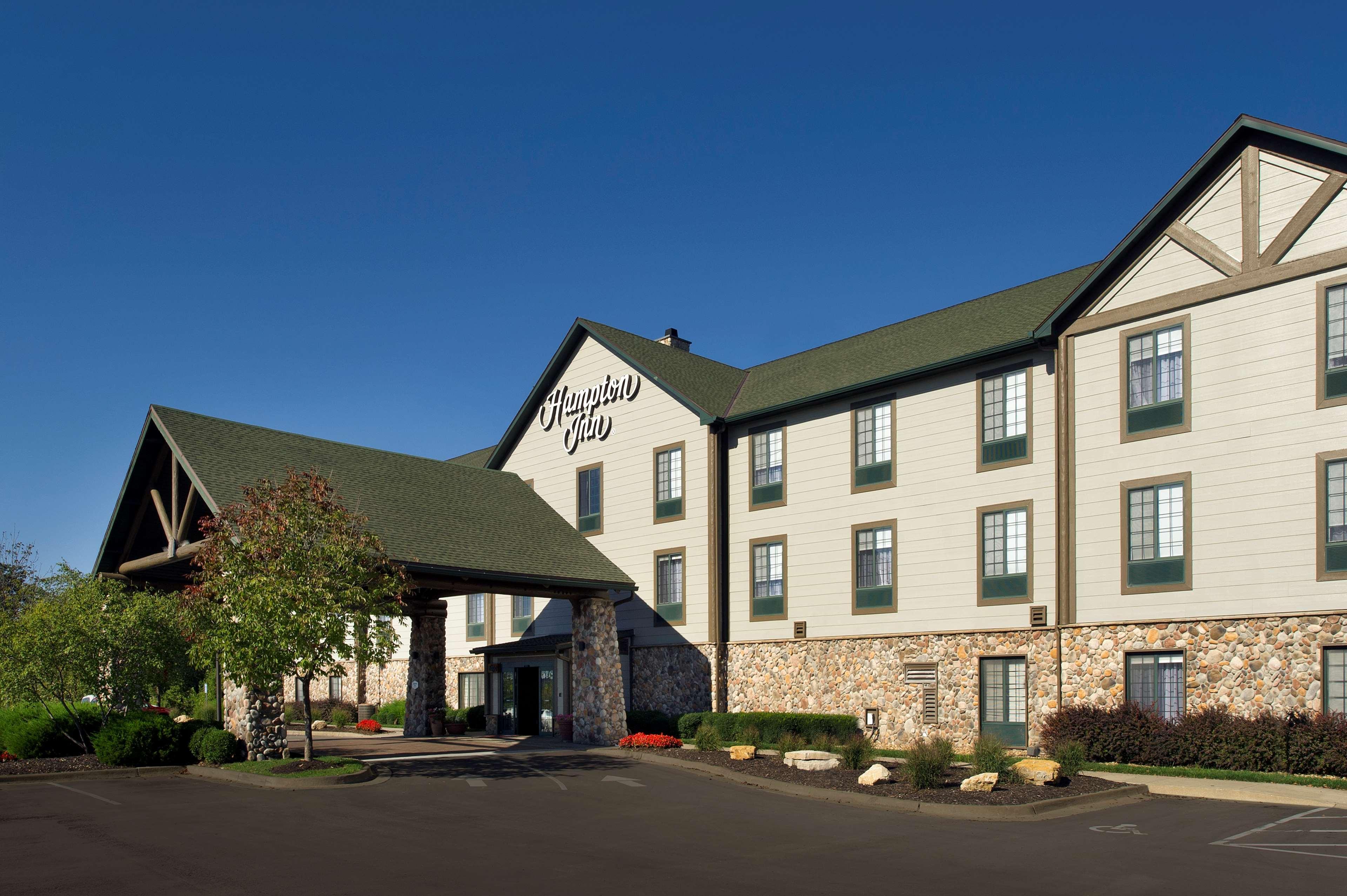Hampton Inn Kansas City The Legends Dış mekan fotoğraf