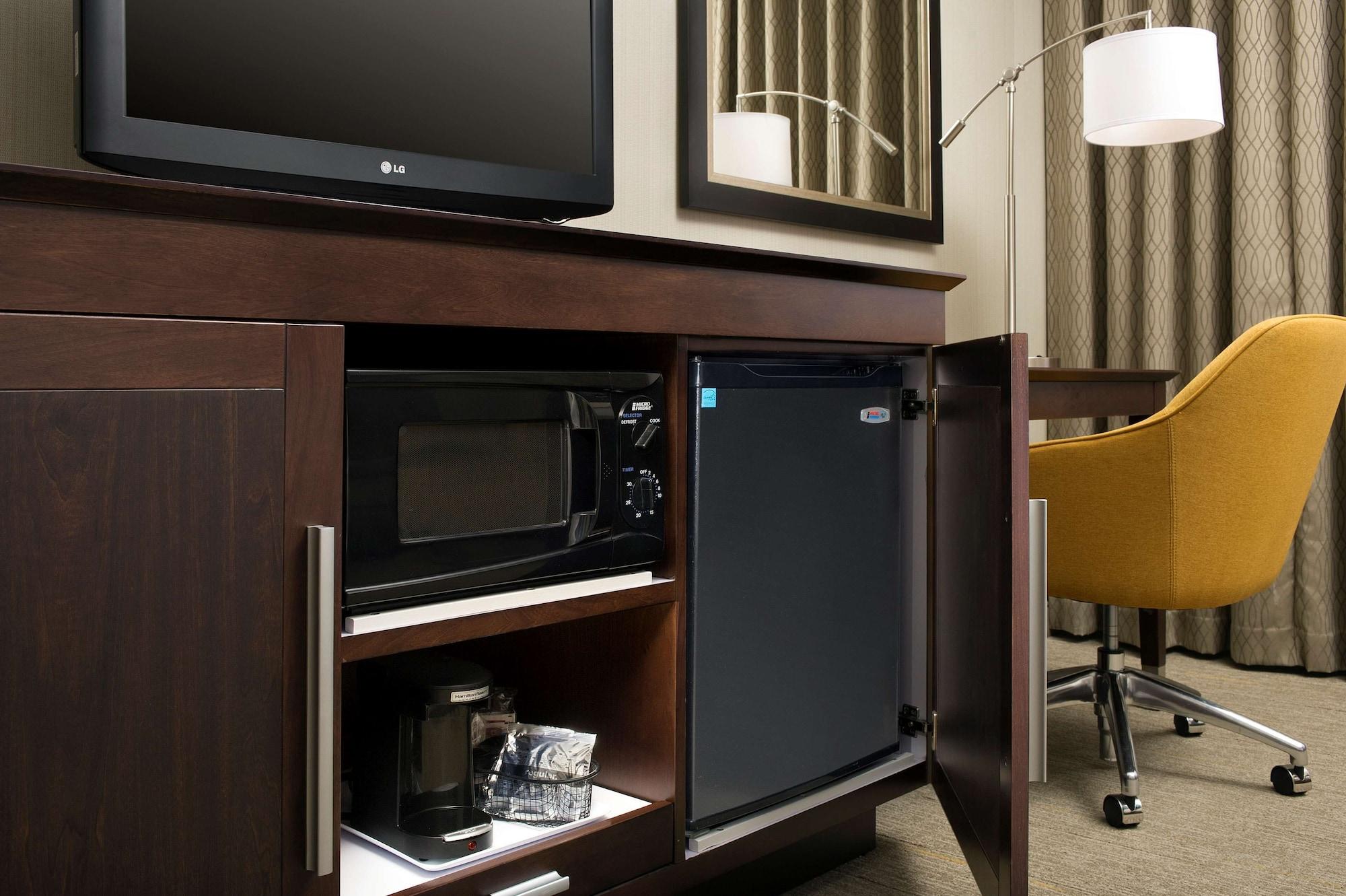 Hampton Inn Kansas City The Legends Dış mekan fotoğraf
