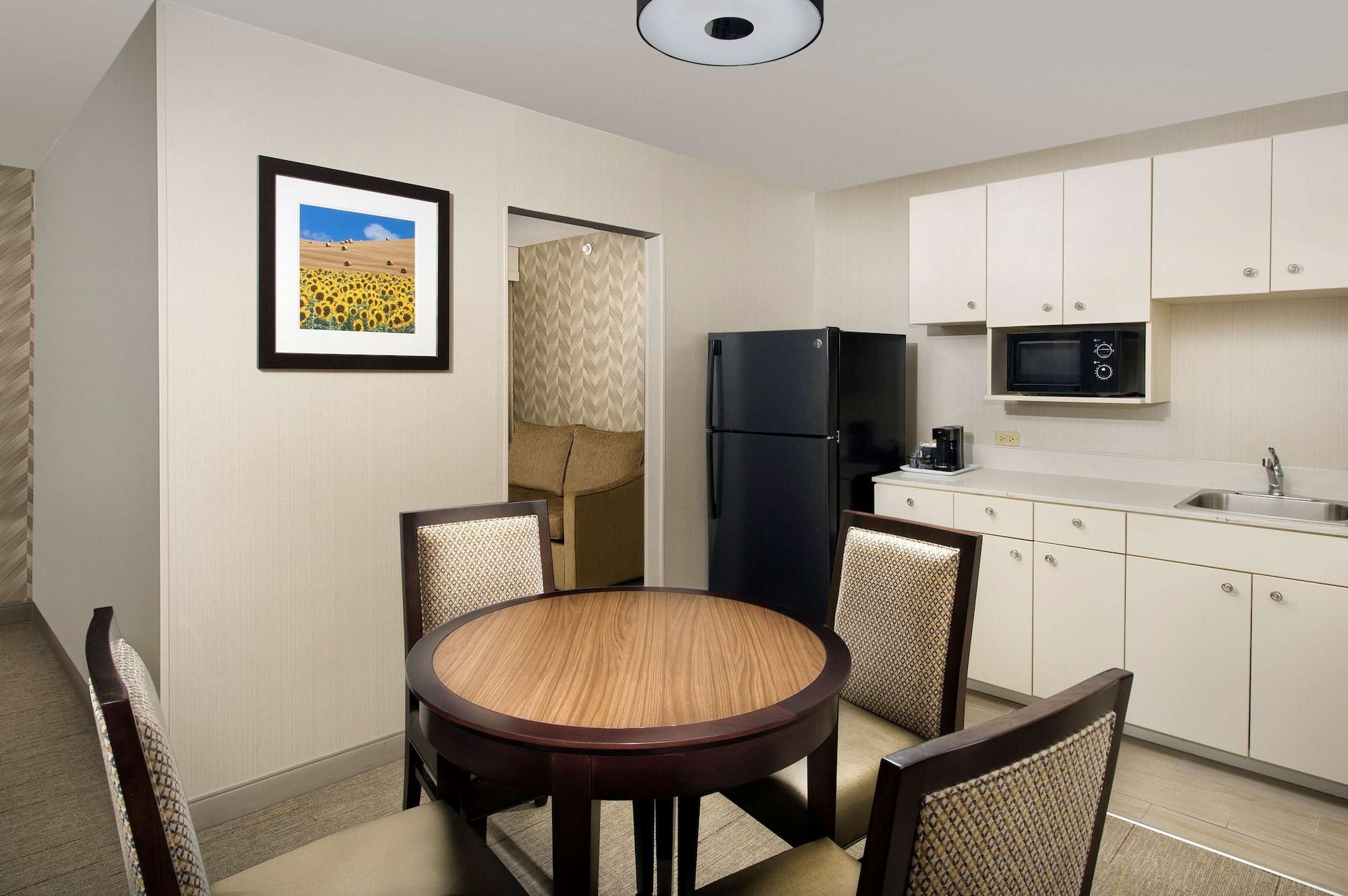 Hampton Inn Kansas City The Legends Dış mekan fotoğraf